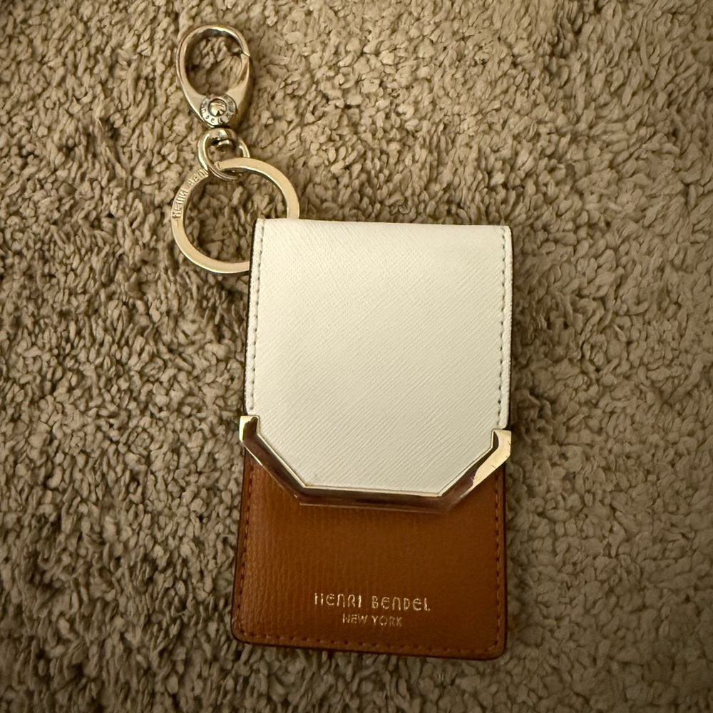Henri Bendel White and Brown Keychain Card Holder
